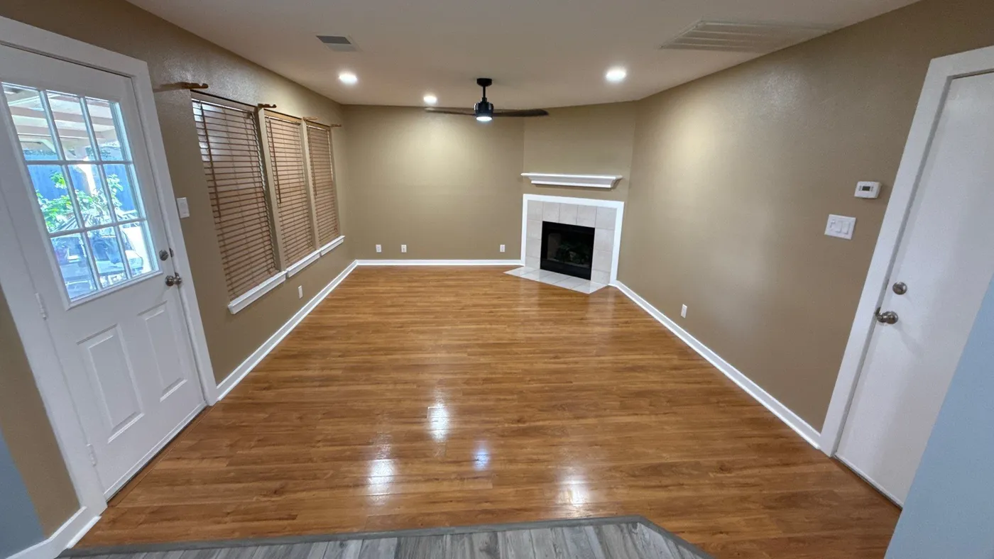 Living room with fresh trim and recessed lighting